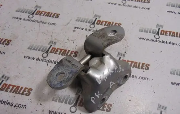 Toyota Corolla Verso AR10 Front door lower hinge 