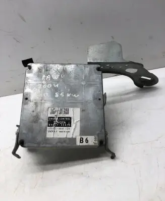 Toyota RAV 4 (XA20) Engine control unit/module 8966142A10 1758005441