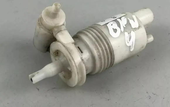 Mini One - Cooper R50 - 53 Windscreen/windshield washer pump 8377429