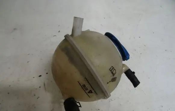 Volkswagen Eos Coolant expansion tank/reservoir
