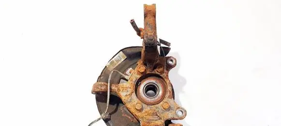Toyota Auris 150 Front wheel hub 