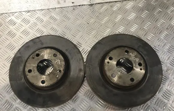 Toyota Avensis T250 Front brake disc 4351205080 435120F010