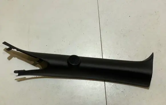 Ford Mustang VI (B) pillar trim (top) KR3B6303512