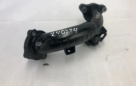 Opel Grandland X Air intake hose/pipe 9813294880