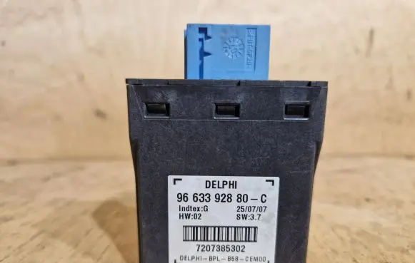 Citroen C4 Grand Picasso Alarm control unit/module 9663392880