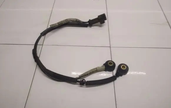 Volvo V70 Detonation knock sensor 0261231142 9432570