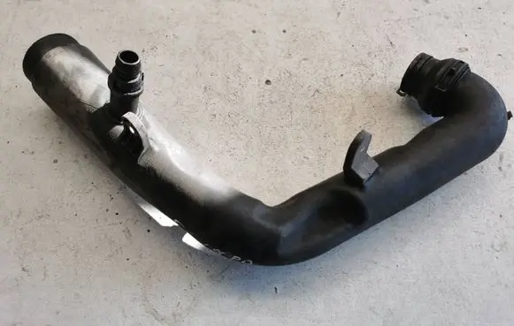 Volkswagen Golf V Intercooler hose/pipe 1K0129654AA VCD446156