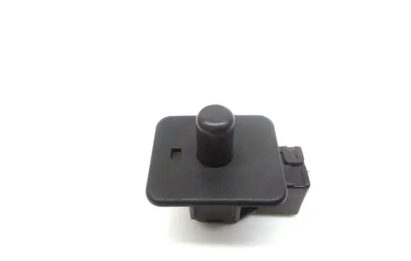 Mercedes-Benz E W210 Rear door sensor 2028202110 30010101