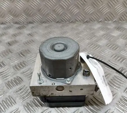 Maserati Quattroporte ABS Pump 670008166 0265243695