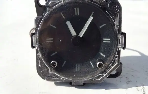 BMW Z3 E36 Clock 8383663