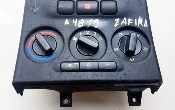 Opel Zafira A Climate control unit 24420732 56341