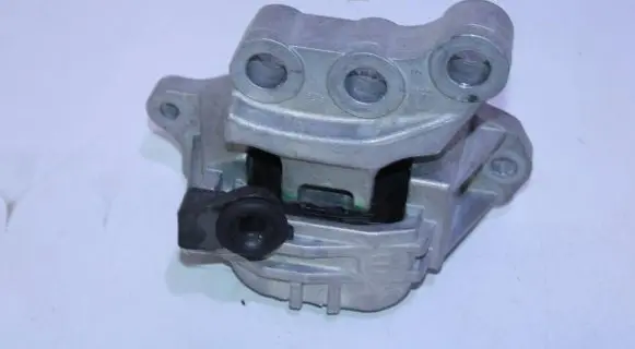 Jeep Renegade Engine mounting bracket 00519838650 98ZV0 L776Z