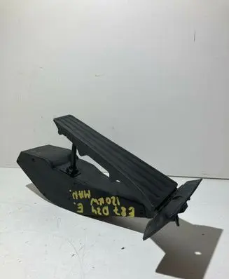 BMW 1 E81 E87 Accelerator throttle pedal 6766931