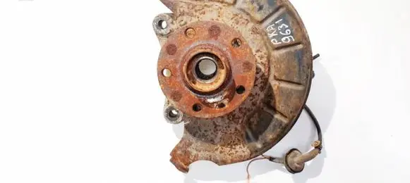Volkswagen PASSAT B6 Front wheel hub