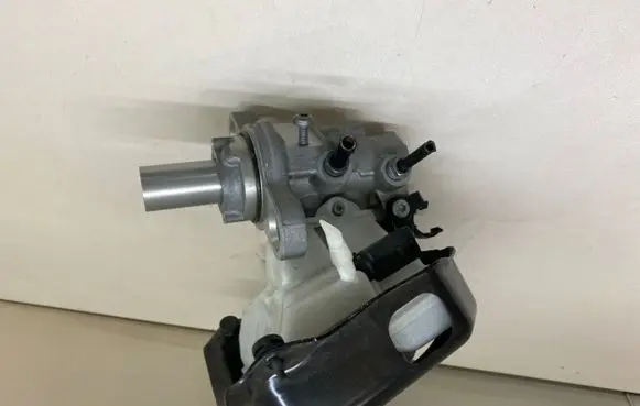 Audi A7 S7 4K8 Other engine bay part 4K0611301 4K0611367 0642.2.096.22