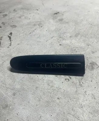 Mercedes-Benz E W211 Front arch trim A2116900162