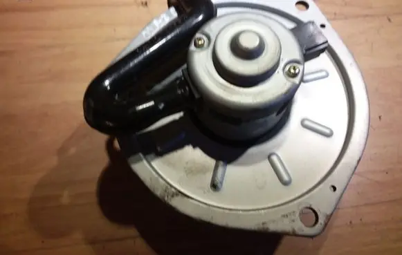 Mazda 626 Heater fan/blower HB111GA5RA