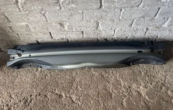 Volvo XC70 Rear bumper cross member 061319