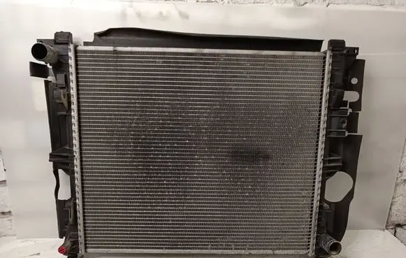 Coolant radiator