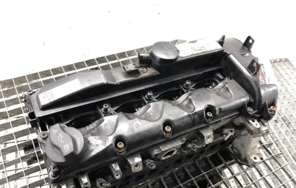 Mercedes-Benz C W204 Engine head R6510160201