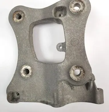 Opel Insignia A A/C compressor mount bracket 55588573