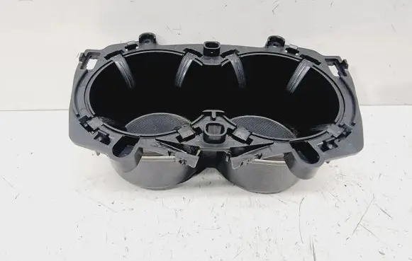 Cup holder front