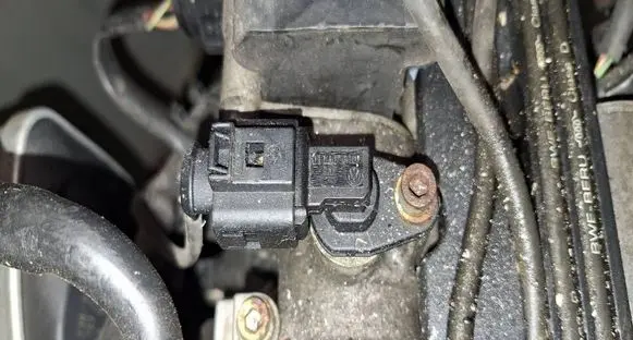 Audi A2 Camshaft position sensor 036907601D