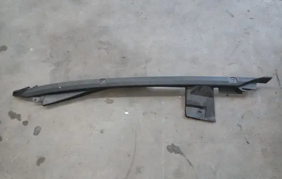 Honda Accord Fender end trim 