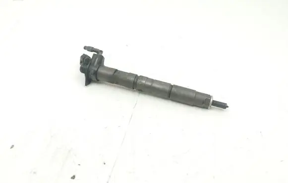 Toyota Verso-S Fuel injector 2367033060 110618 04451161044