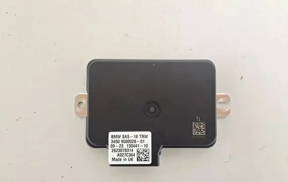 BMW X3 G01 Rear brake EMF control unit/module 9500026