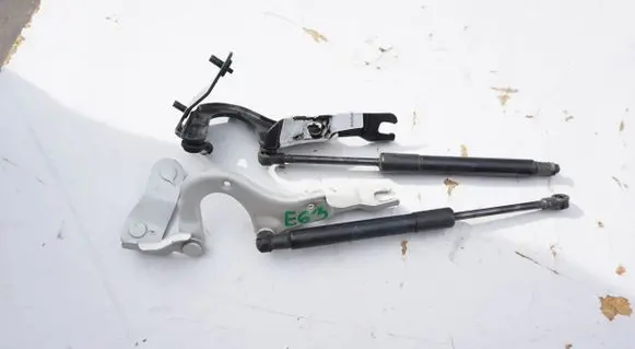 BMW 6 E63 E64 Tailgate/trunk/boot hinge