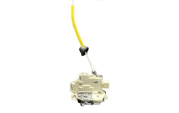 Audi A3 S3 A3 Sportback 8P Front door lock 4F2837016B