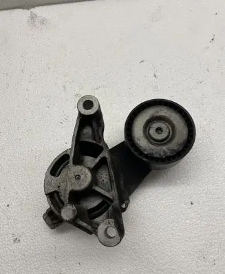 Volkswagen Golf V Alternator pulley 036903315