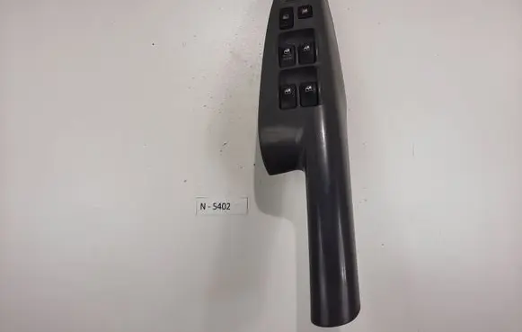 Hyundai Tucson JM Electric window control switch