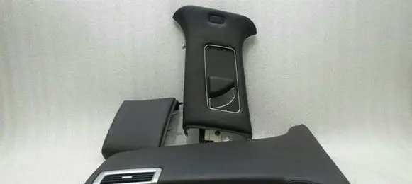 Bentley Flying Spur (B) pillar trim (top) 3W5867291D 3W5867243B