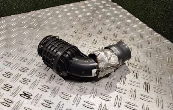 Renault Trafic III (X82) Intercooler hose/pipe HSR26637 LOTO1479077