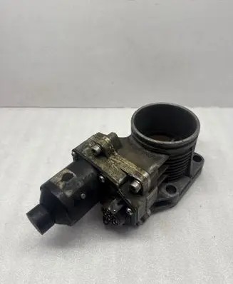 BMW 7 E32 Throttle valve 1705456
