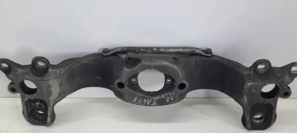Audi A4 S4 B7 8E 8H Gearbox mounting bracket 8E0399263AG