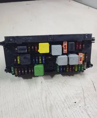 Mercedes-Benz E W212 SAM control unit A2129005812 A2129025405 A2129015104