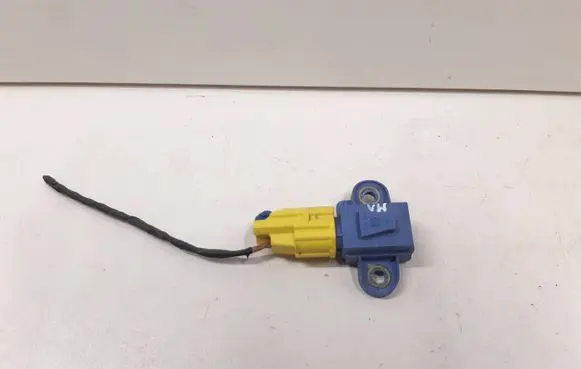 Volkswagen PASSAT B6 Airbag deployment crash/impact sensor 1K0955557