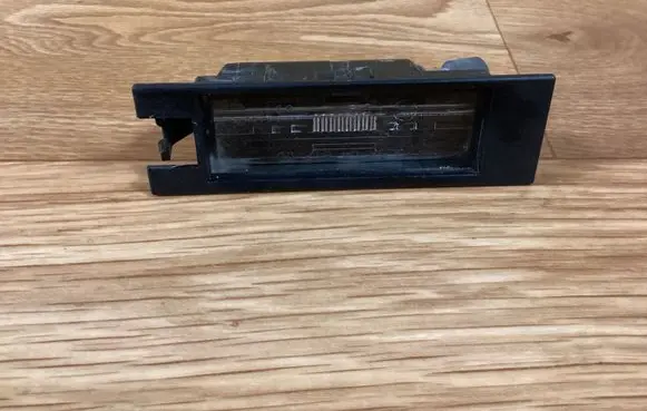 Opel Insignia A Number plate light 13251936