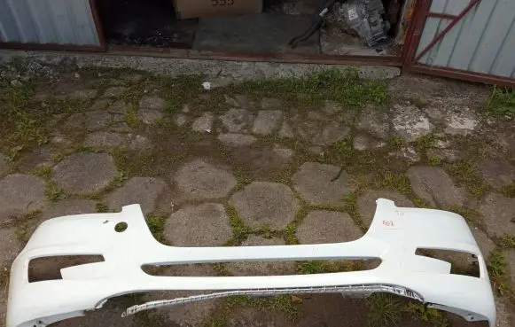 Peugeot 508 Front bumper 9686572177