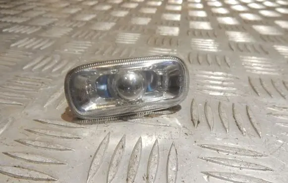 Audi A6 S6 C6 4F Front fender indicator light 8E0949127 4945