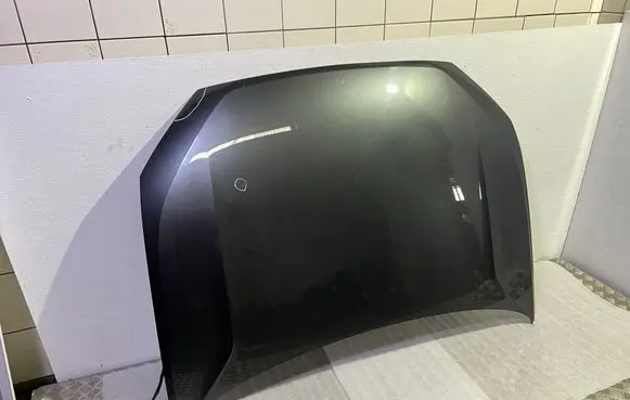 Audi Q2 - Engine bonnet/hood