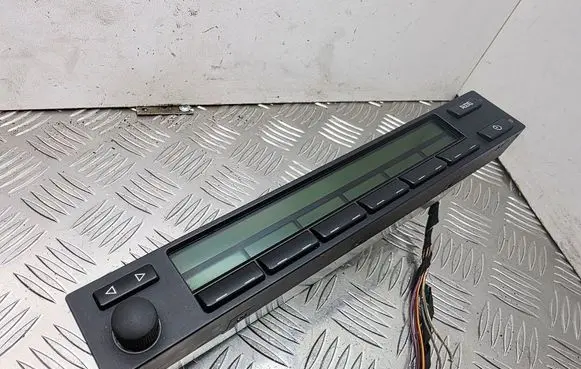 BMW 7 E38 Screen/display/small screen 8361128 65828361128