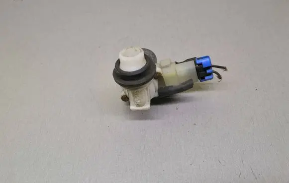 Chrysler Voyager Windscreen/windshield washer pump 600287