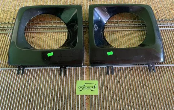 Mercedes-Benz G W461 W463 1st Gen Under headlight/headlamp trim A4638840731 A4638840831