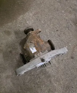 BMW 7 E38 Rear differential