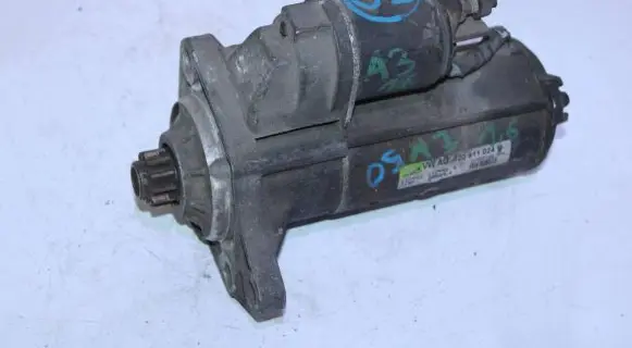 Volkswagen Golf IV Starter motor 020911024C 220803 D7RS129