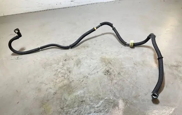 Nissan Juke I F15 Fuel main line pipe